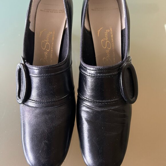 Red Cross Shoes - Derby - Black Heels - 6AAAA - Picture 1 of 4